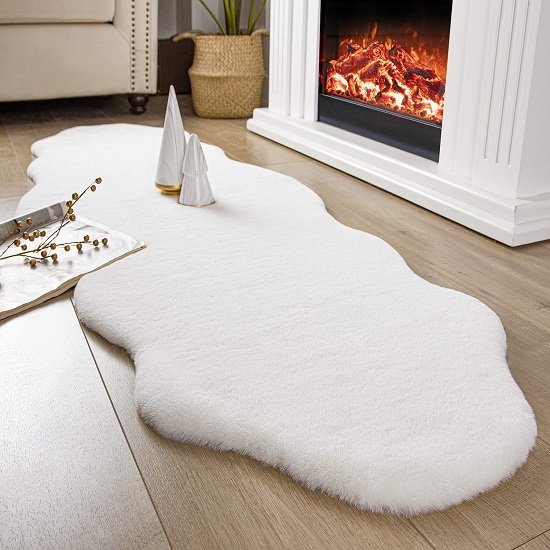 Super Soft Faux Rabbit Fur Rug, Bedroom Floor Sofa Living Room Area Rug, White 2 x 6 Feet